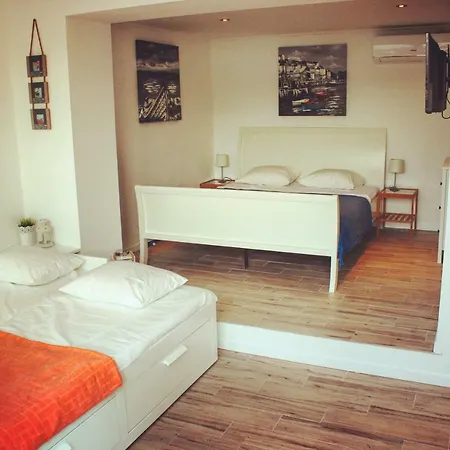 O Sole With Private Apartment Donji Okrug (Ciovo)